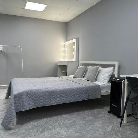 P2B Hostel & Bar 키예프 외부 사진