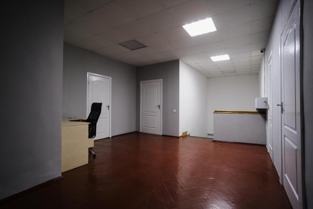 P2B Hostel & Bar 키예프 외부 사진