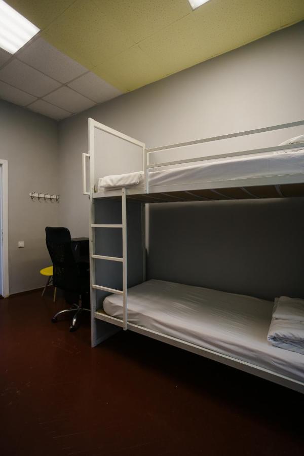 P2B Hostel & Bar 키예프 외부 사진