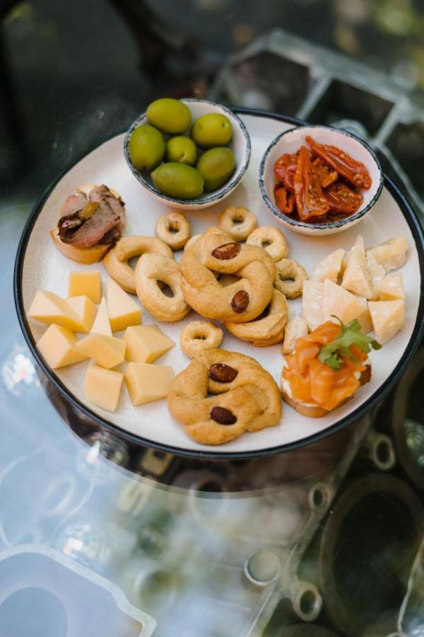P2B Hostel & Bar 키예프 외부 사진