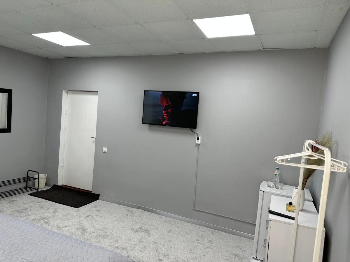 P2B Hostel & Bar 키예프 외부 사진