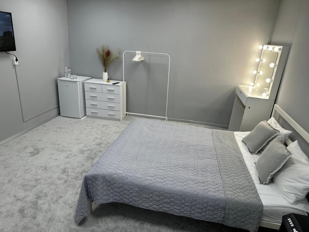 P2B Hostel & Bar 키예프 외부 사진