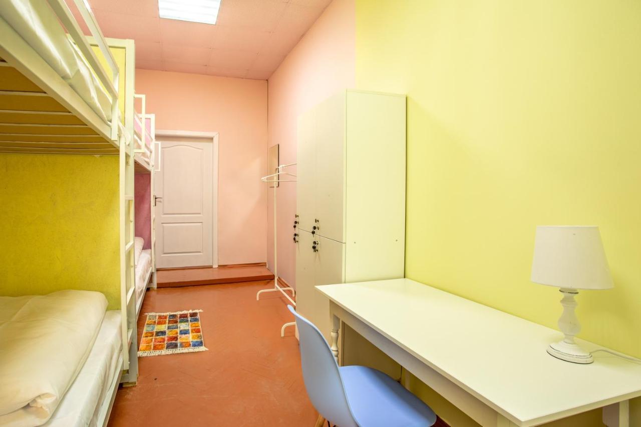 P2B Hostel & Bar 키예프 외부 사진
